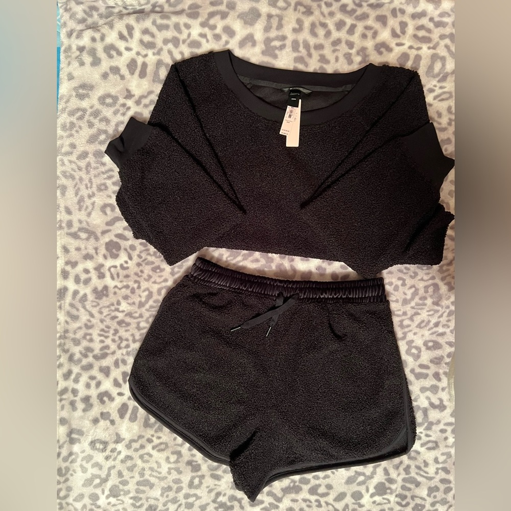 NWT Victoria’s Secret Black Lounge Set